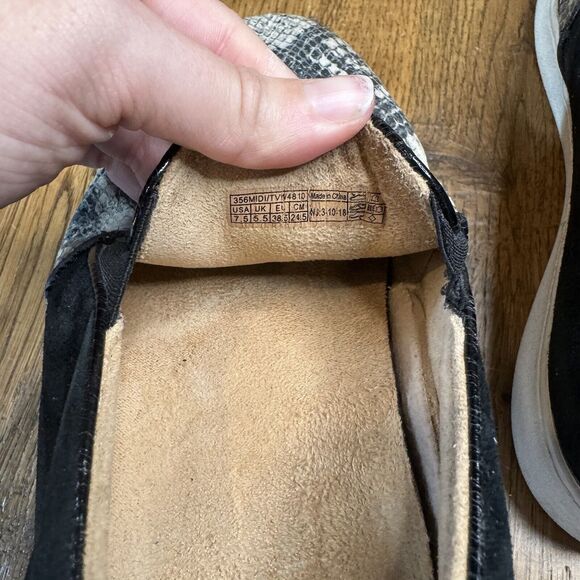 VIONIC Splendid Midi Black Snake Print Slip On Sneakers Womens Size 7.5 - Picture 6 of 6